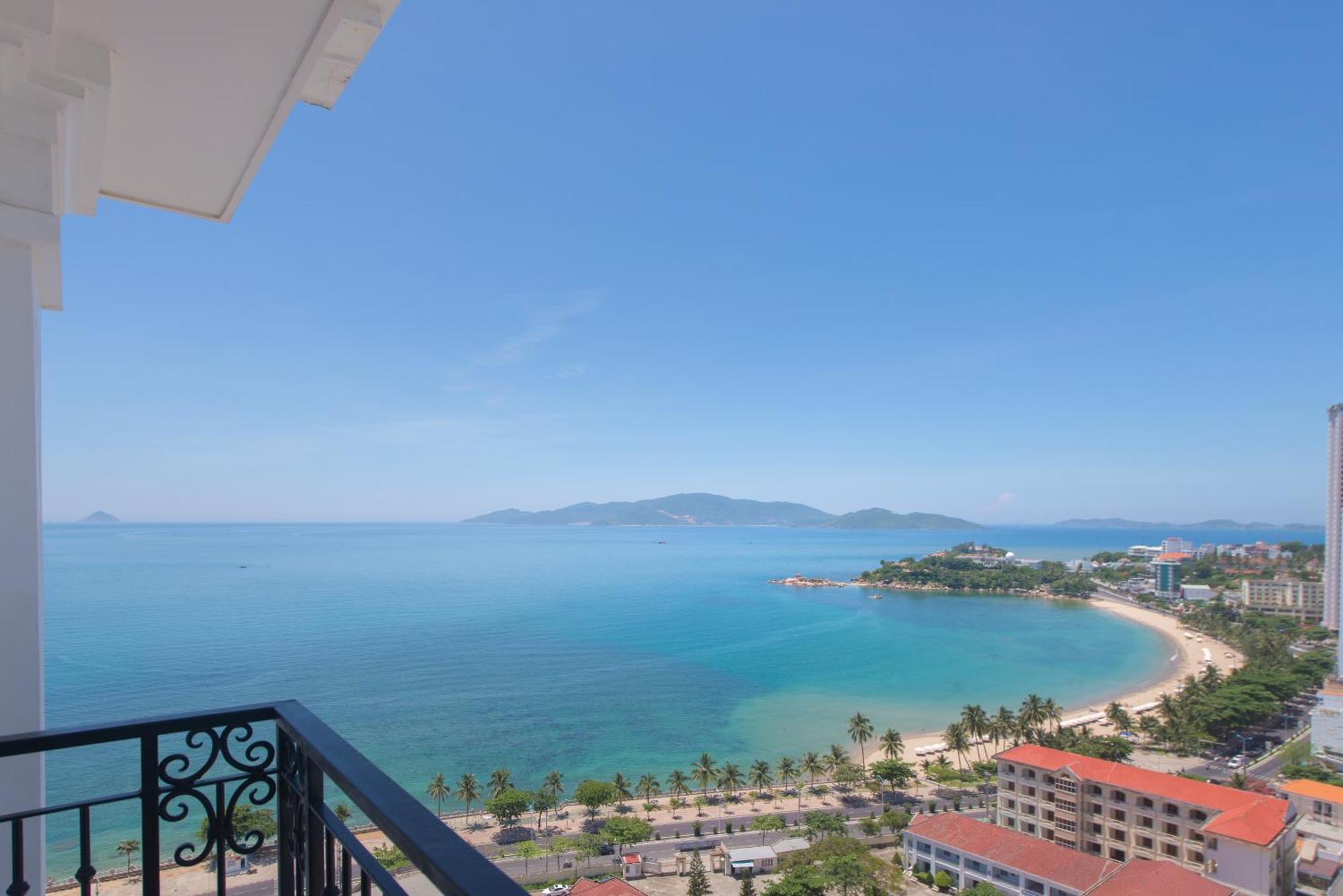 Daphovina Hotel Нячанг Экстерьер фото