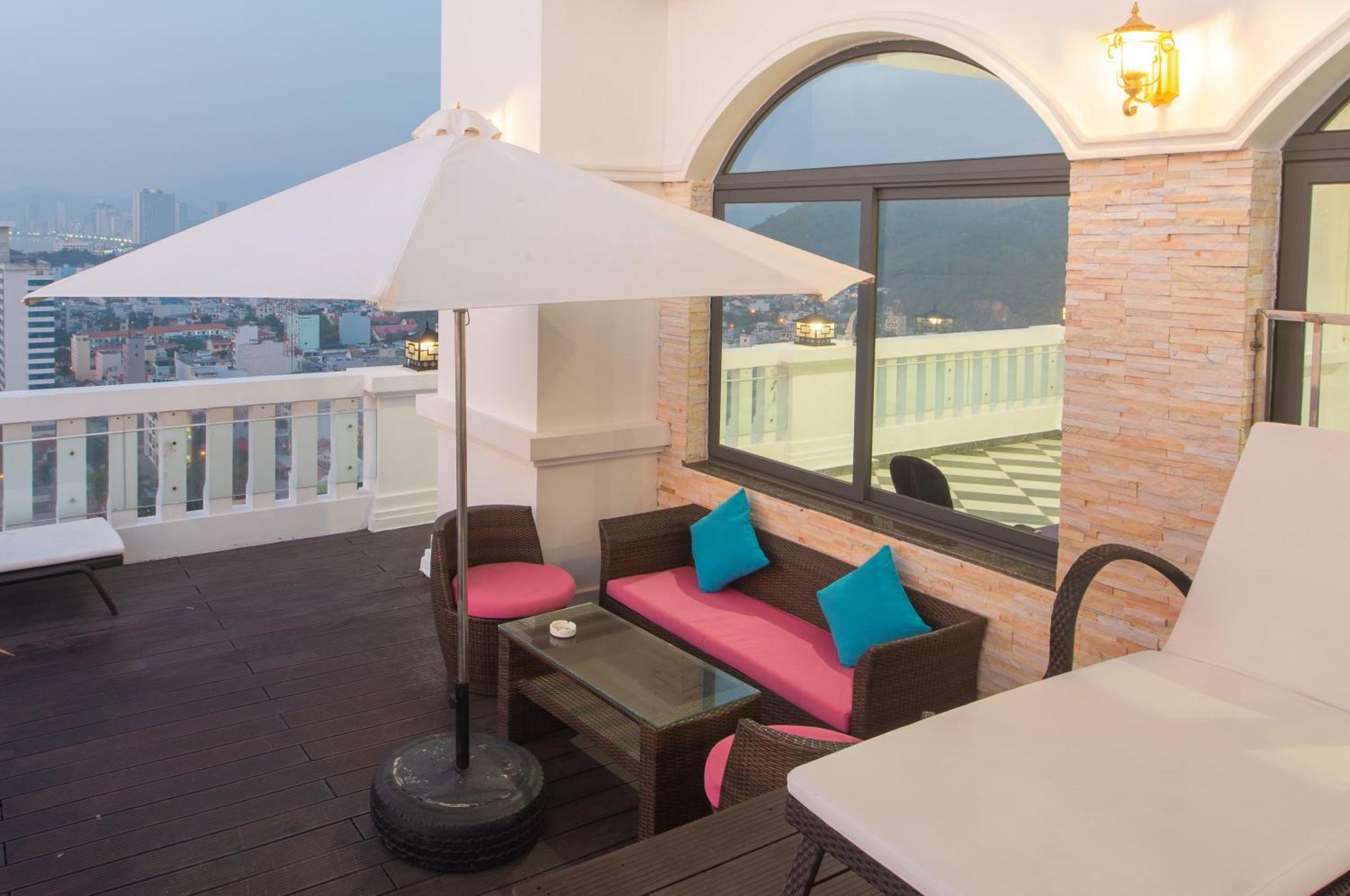 Daphovina Hotel Нячанг Экстерьер фото
