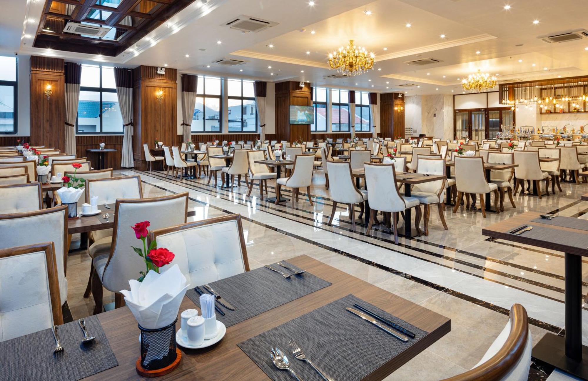 Daphovina Hotel Нячанг Экстерьер фото