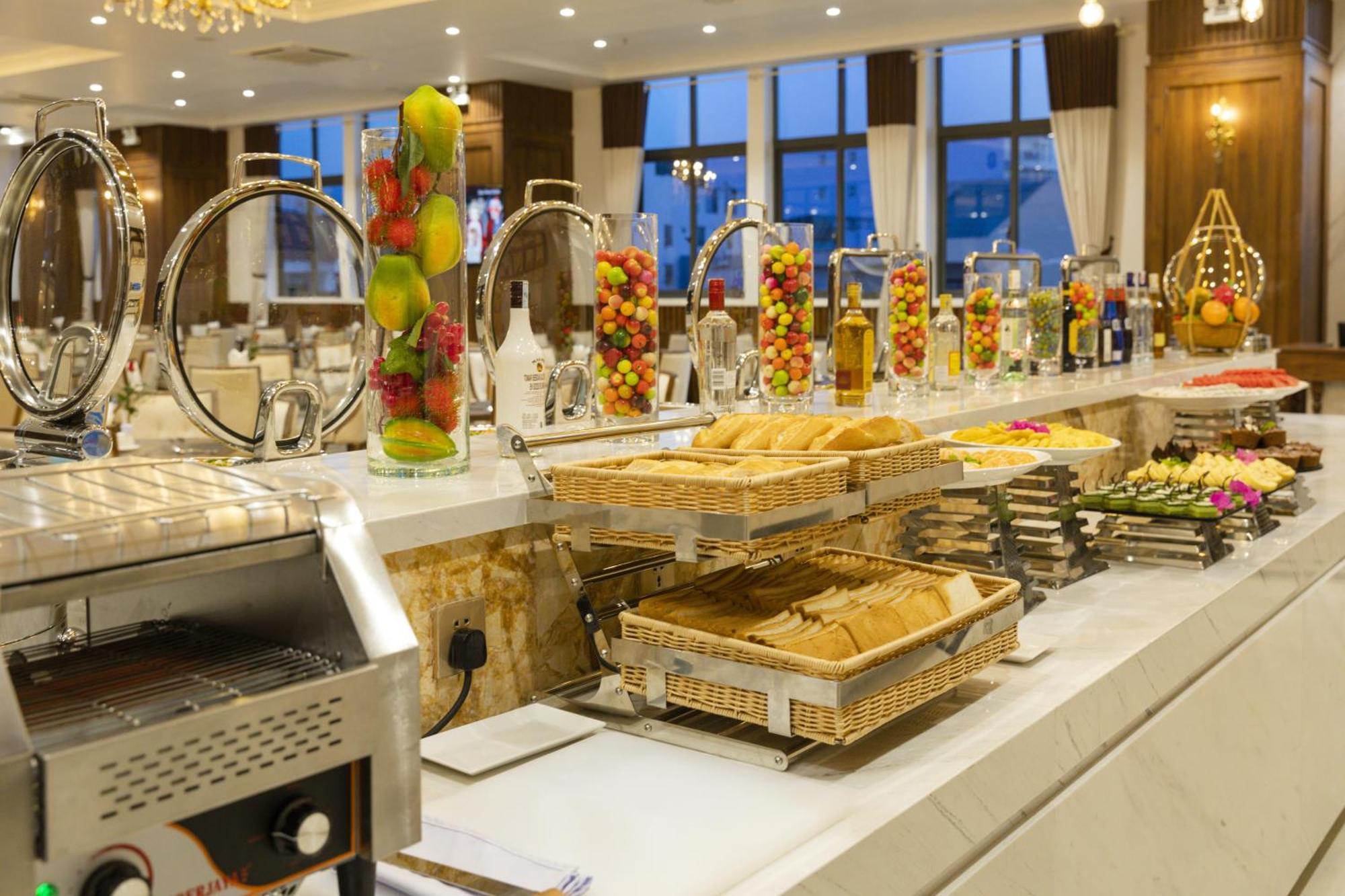 Daphovina Hotel Нячанг Экстерьер фото