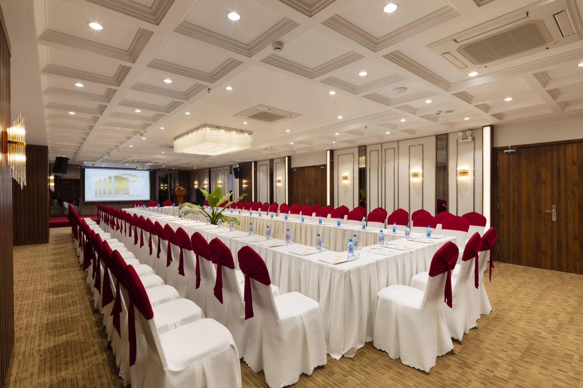Daphovina Hotel Нячанг Экстерьер фото