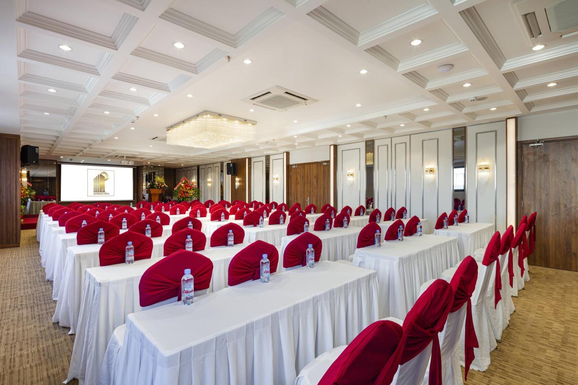 Daphovina Hotel Нячанг Экстерьер фото